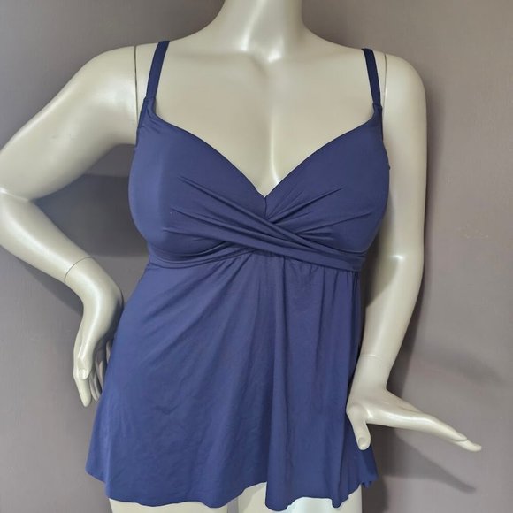 Coco Reef Contours Diamond Surplice Tankini Top - Picture 2 of 9